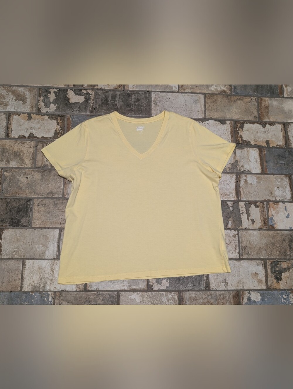 Lands' End Pale Sunbeam Yellow 100% Supima Cotton V-Neck Tee - Women's Large
